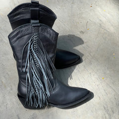 Getting Ready Western Boots - Coralina