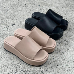 Madeira Tropical flatform Sandals