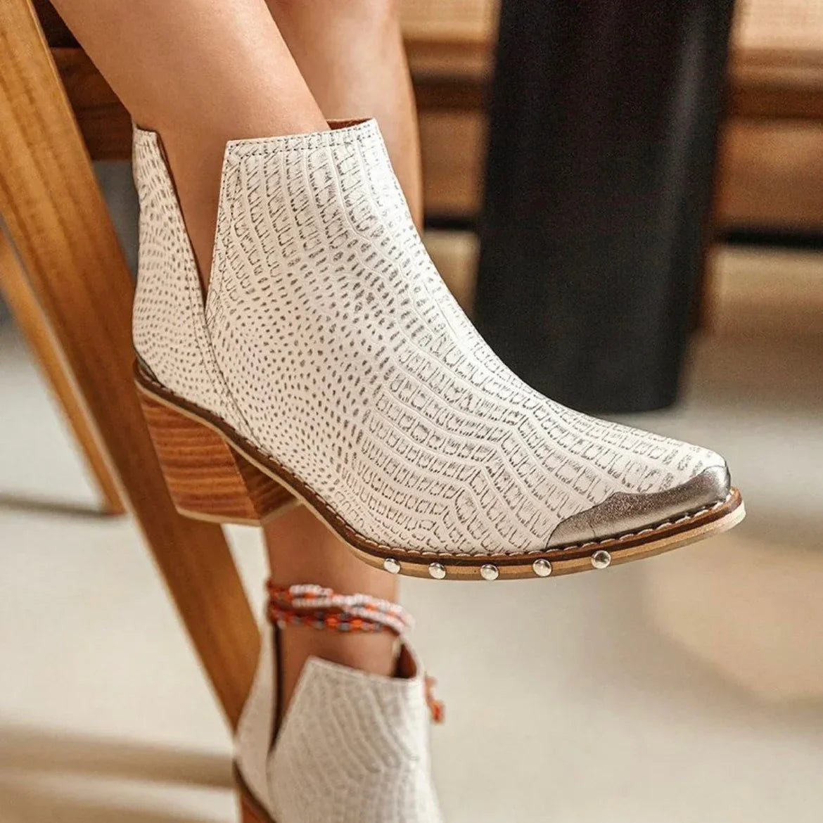 Seashell Ankle Boots - Coralina
