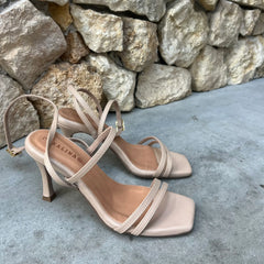 Punta Palma Heeled Sandals - Coralina