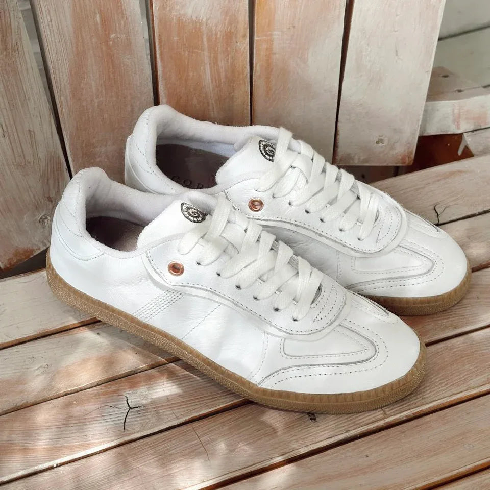 Seawater Sneakers - Coralina