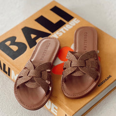 Sandy And Salty Flat Sandals - Coralina