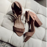 Bali Heeled Sandals altura siete y medio - Coralina