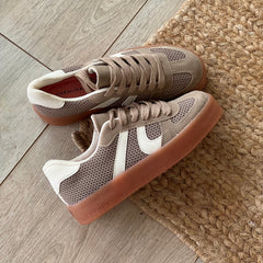 Slow Life Sneakers - Coralina