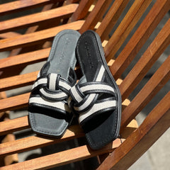 Solar Coast Flat Sandals - Coralina