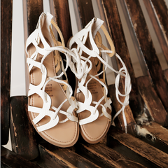 Río Waves Flat Sandals - Coralina