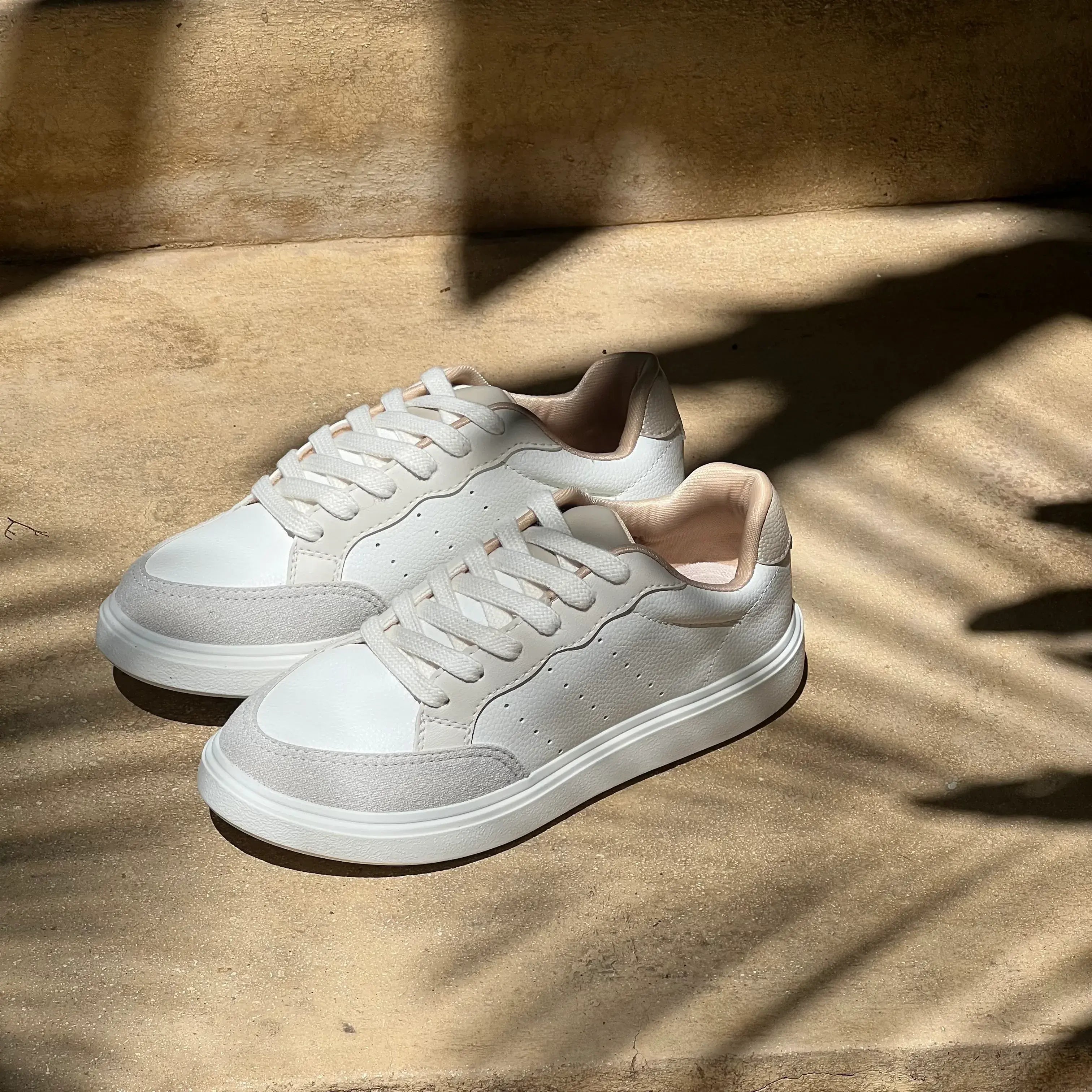 Radiant Sunshine Sneaker - Coralina 