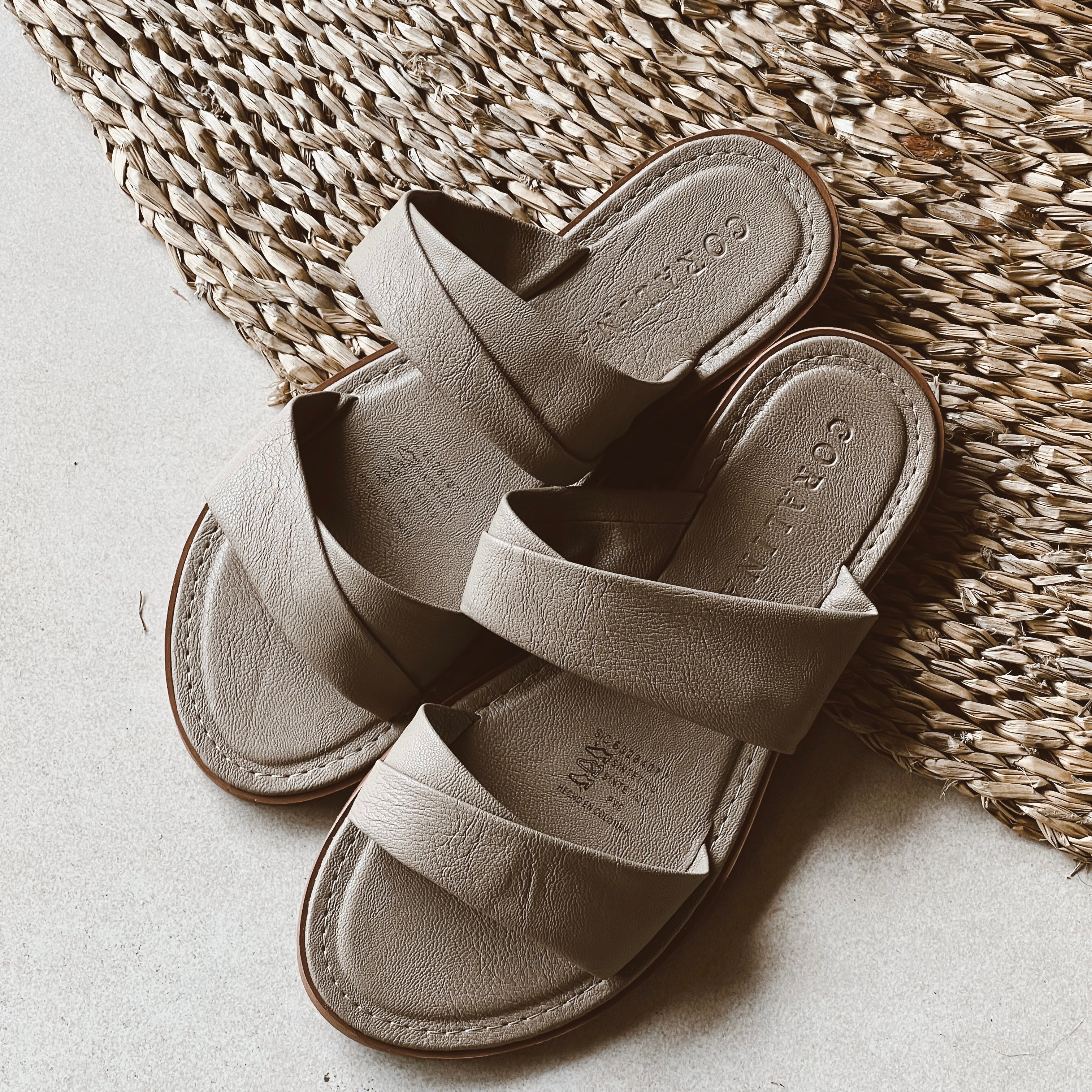 Los Cabos Flat Sandals