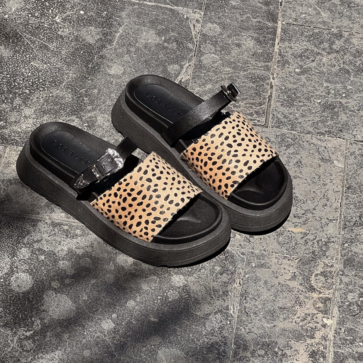 feel the sun flatform Sandals