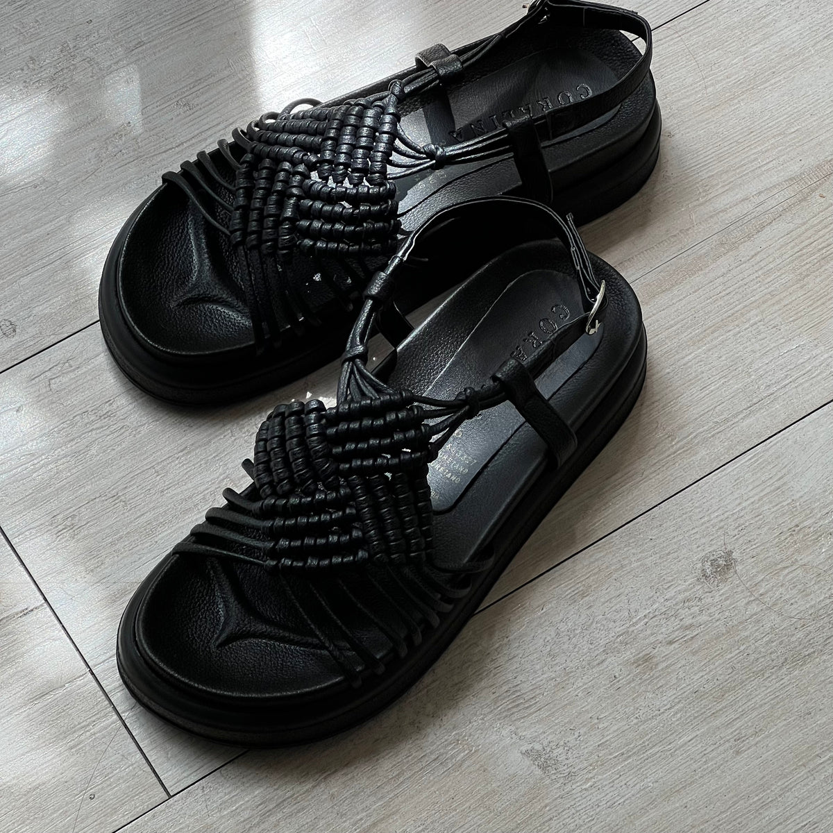 Beach  Please flatform Sandals