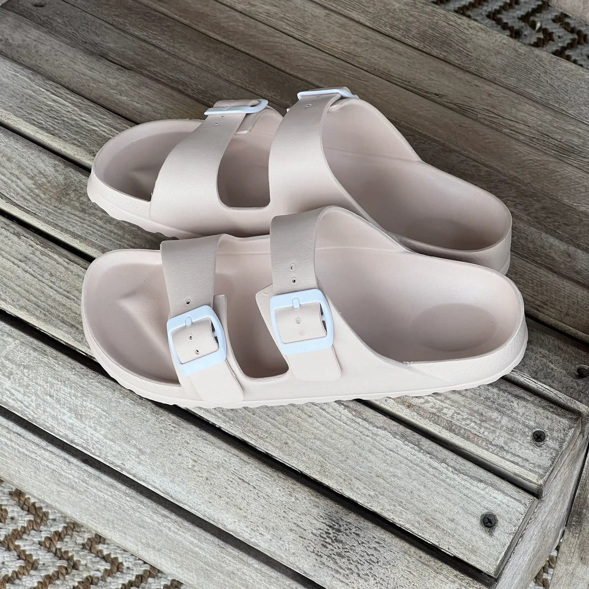 Poolside flat  Sandals Impermeables - Coralina 