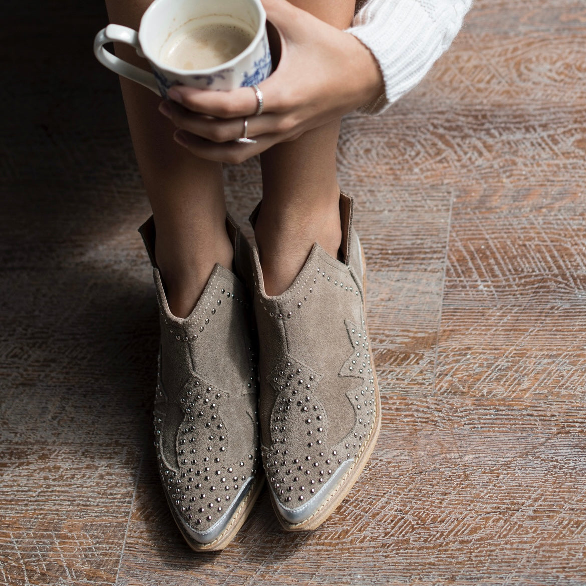 Kiss the Sun ankle Boots