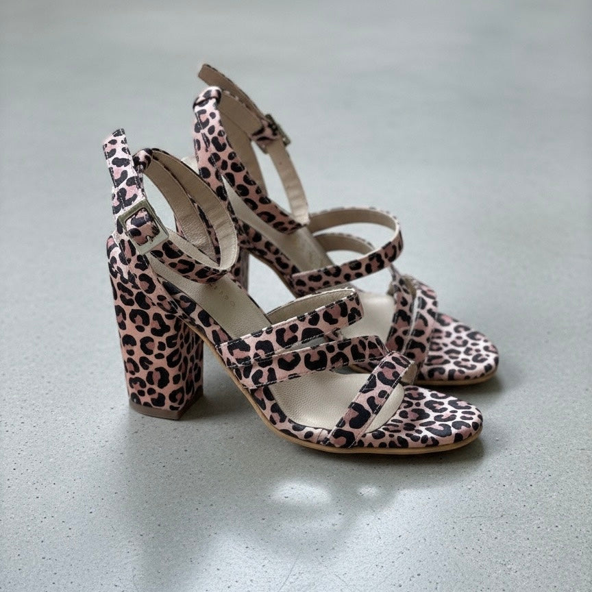 Sand and Sun Heeled Sandals - Coralina 