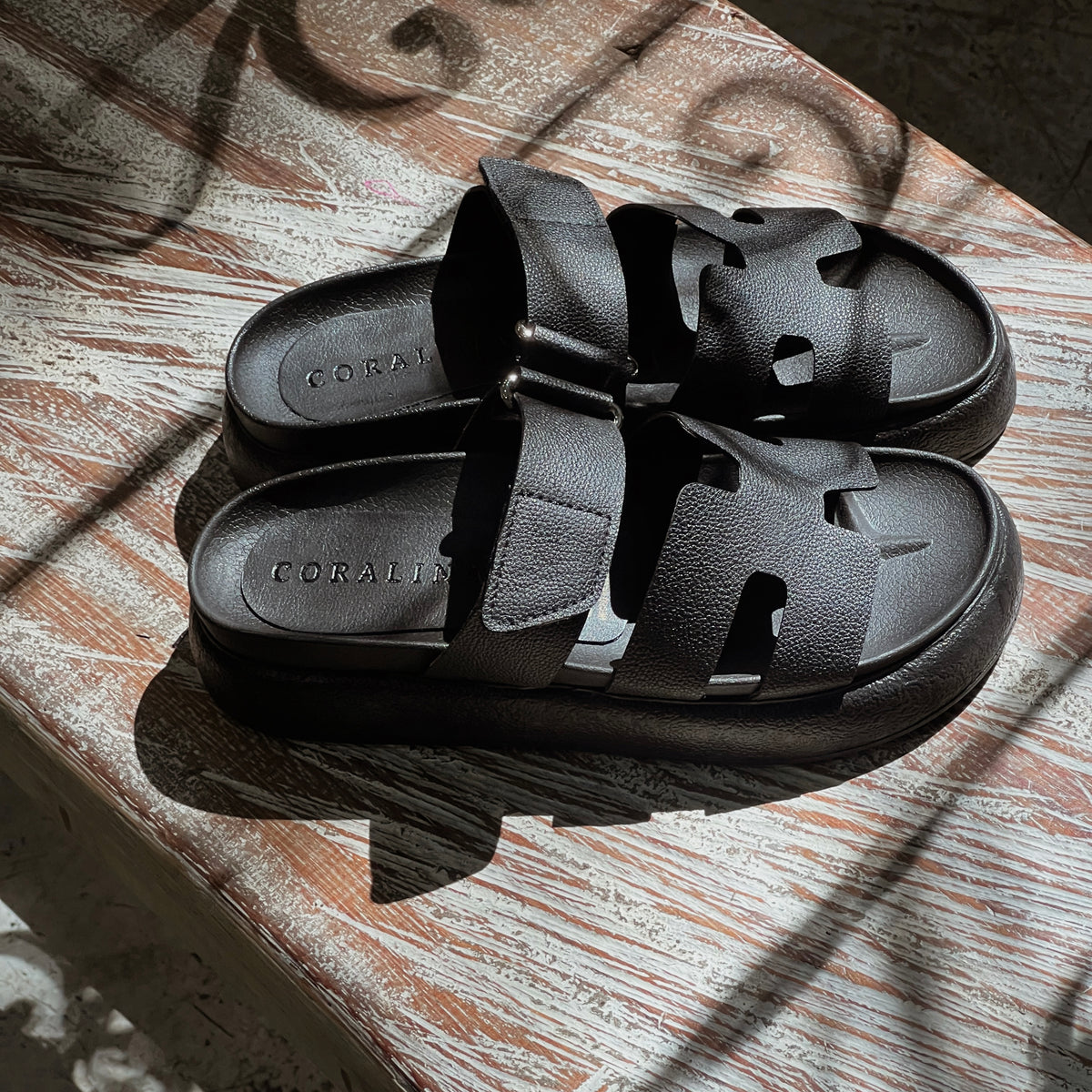 La Perla Canoa Sandals - Coralina 